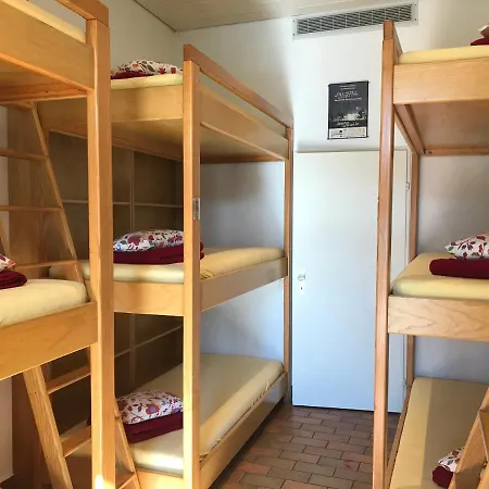 Hotel&hostel Montarina Ostello *