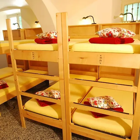 Ostello Hotel&hostel Montarina *