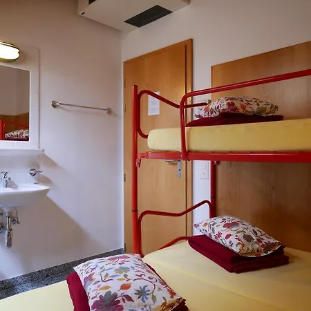 Ostello Hotel&hostel Montarina